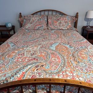Pottery Barn "Paloma Paisley" King Duvet Cover & 2 King Shams
